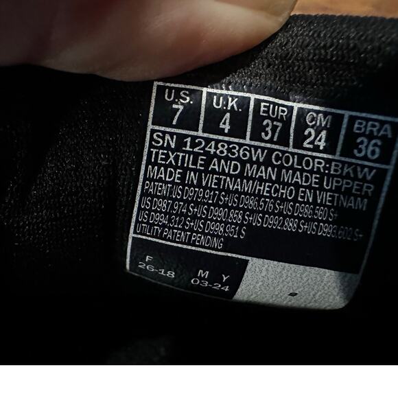 Skechers Go Walk Slip-In Sneakers - Black - Sz 7 Wide Stylish Comfort Shoes NWT - Picture 9 of 11